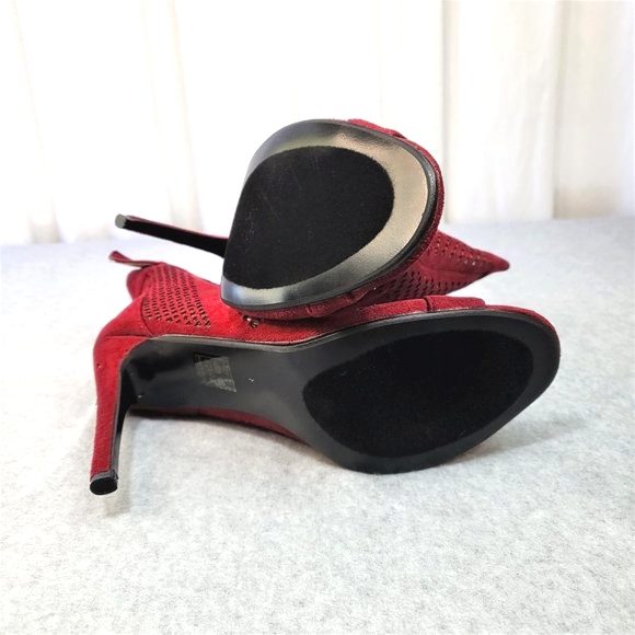 Cape Robbin Heidi Wine Colored Ankle Boots 5" High Heel Peep Toe - Picture 5 of 6